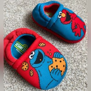 Toddler Sesame street slippers